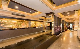 Niran Grand Hotel